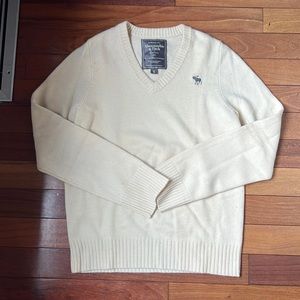 100% cashmere Abercrombie sweater